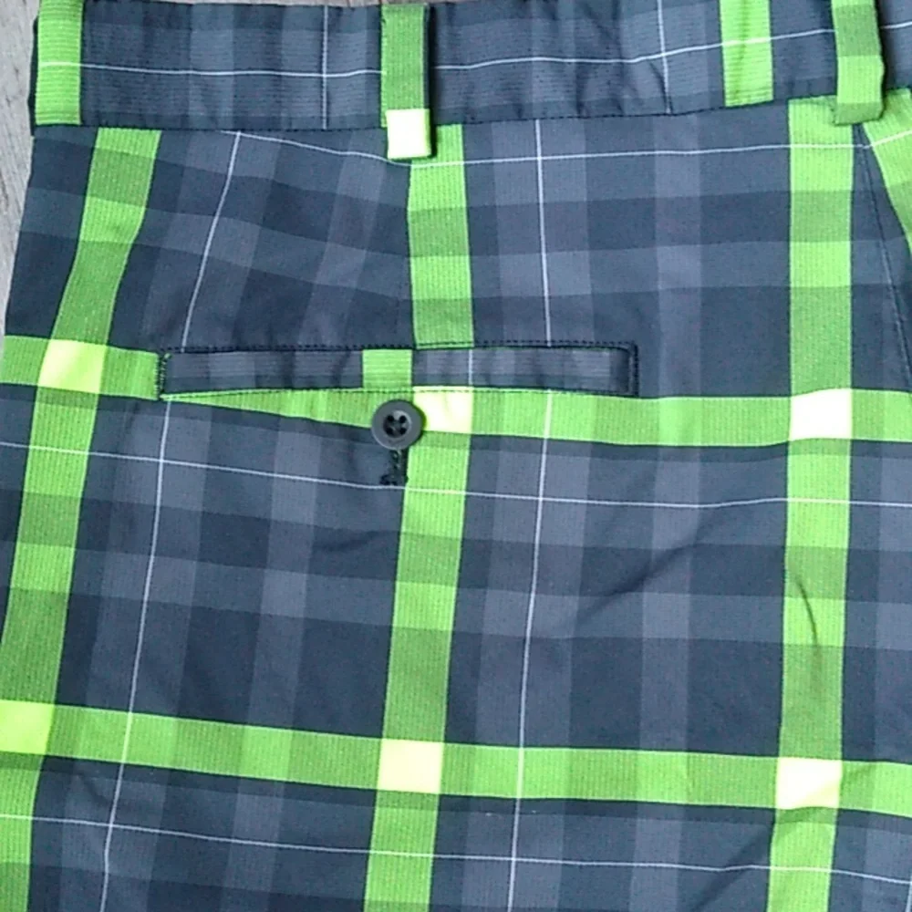 Men’s Nike Golf shorts plaid size 38 - Picture 10 of 11